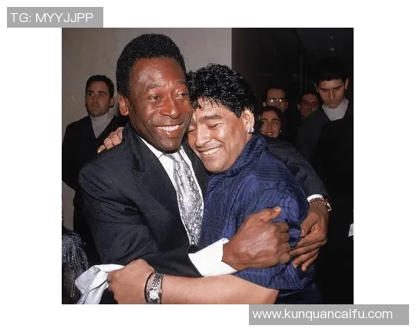 足球女主持人遭球星亲吻引发热议现场气氛一度失控